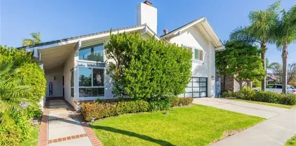 3962 Mistral Dr, Huntington Beach