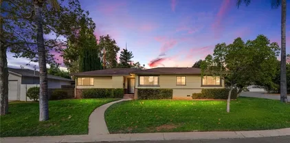 521 Lemon St, Redlands