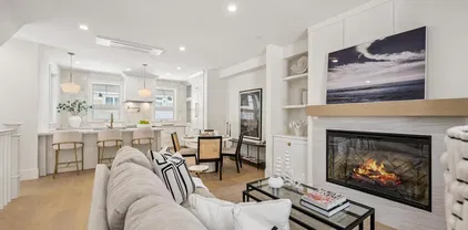 743 G Ave, Coronado