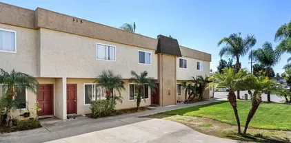 315 S Mollison Ave Unit 2, El Cajon