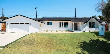 1027 Harmony Ln, Fullerton