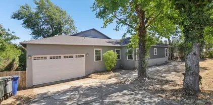 6737 San Miguel Ave, Lemon Grove