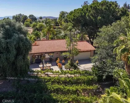 39700 Avenida Arizona, Temecula