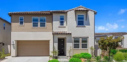 9008 Trailridge Ave, Santee