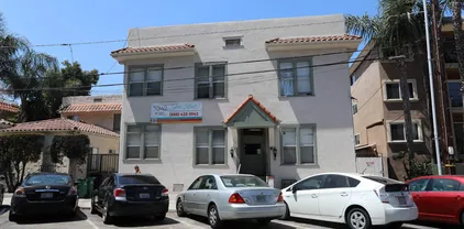 3942 8th Ave, Mission Hills