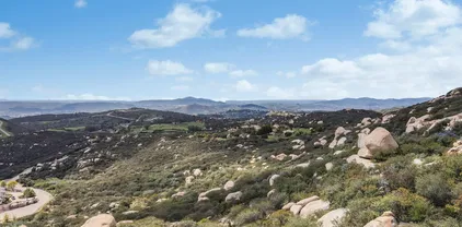 000 Chaparral Way Unit 55, Poway