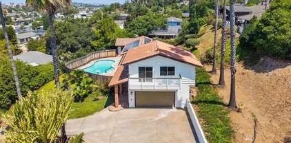 909 Donnan Pl, Vista