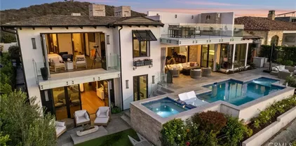 31 Shoreline Dr, Dana Point