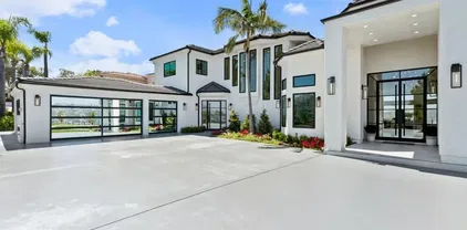 9355 Lavell St, La Mesa