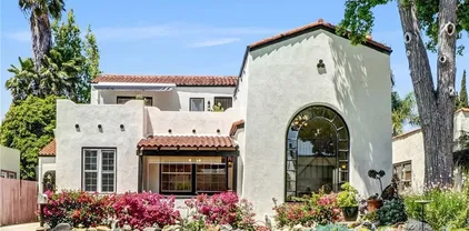 521 W Whiting Ave, Fullerton