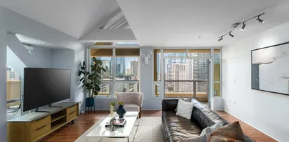 350 W Ash St Unit 1207, Downtown