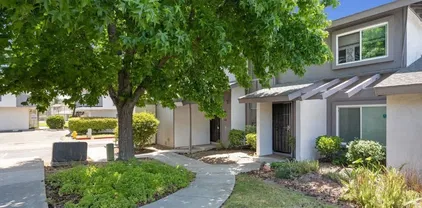 3418 Seabreeze Walk, Oceanside