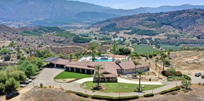 36485 Carney Rd, Valley Center