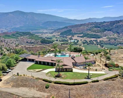 36485 Carney Rd, Valley Center