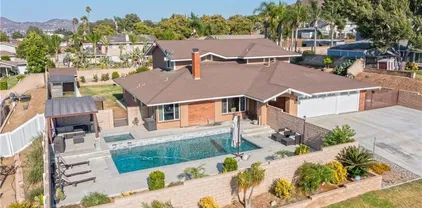 3985 Oakridge Cir, Norco