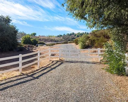 38563 Calle De Companero, Murrieta