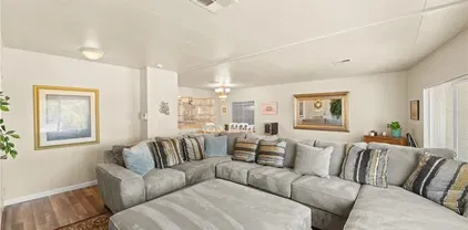 2964 Silver Oak Way, Hemet