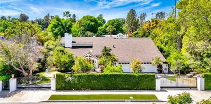 5441 Calvin Ave, Tarzana