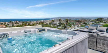 4611 Santa Cruz Ave, Ocean Beach (OB)