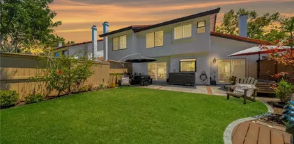 9 Clover Hill Ln Unit 128, Laguna Hills