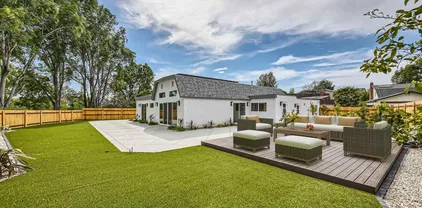 462 Via Arboles, San Marcos