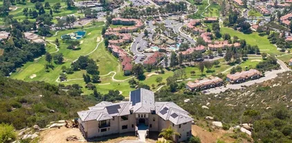 9607 Misty Meadow Ln, Escondido