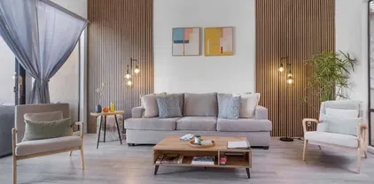 332 Villena Way, Palm Desert