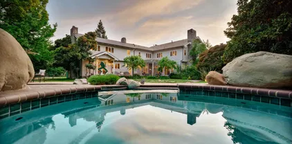 741 Saddle Ln, Ojai