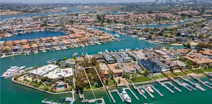 21 Harbor Is, Newport Beach