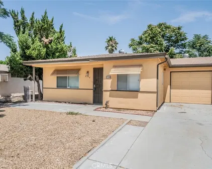 2196 W Oakland Ave, Hemet