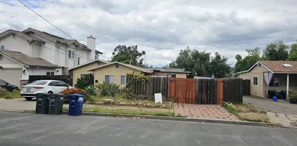 7380 Mohawk St, La Mesa