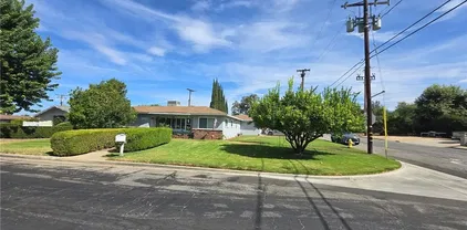 406 Myrtlewood Dr, Calimesa