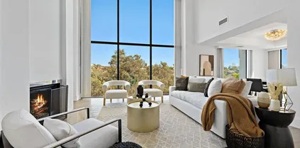 8273 Caminito Lacayo, La Jolla
