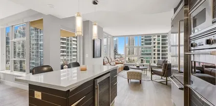 1325 Pacific Hwy Unit 1004, Downtown