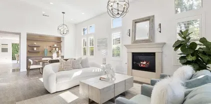 715 Blossom Rd, Encinitas