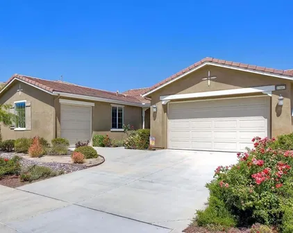 33802 Edge Ln, Temecula