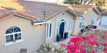 4275 Crestview, La Mesa