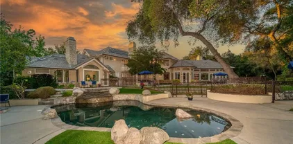 45200 Oak Manor Ct, Temecula