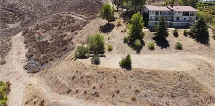 30990 Blackhorse Dr, Canyon Lake