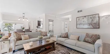16470 Avenida Venusto Unit B, Rancho Bernardo/Sabre Springs/Carmel Mt Ranch