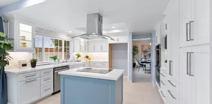 16001 Ballantine Ln, Huntington Beach