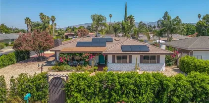 41160 Jamaica Ln, Hemet