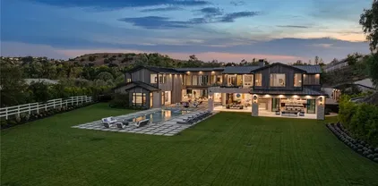 24255 Bridle Trail Rd, Hidden Hills