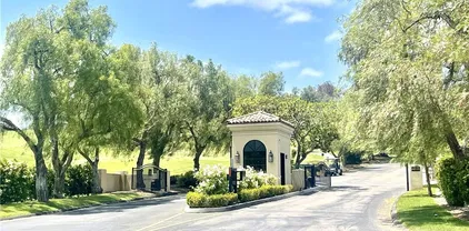 2238 Vista Valley Ln, Vista