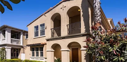 8255 Kendall Dr, Huntington Beach