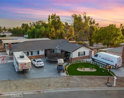 1454 Hilltop Ln, Norco