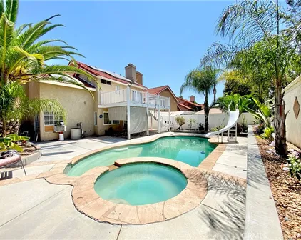 24493 New Haven Dr, Murrieta