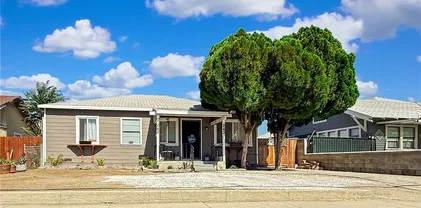 242 S Buena Vista St, Hemet