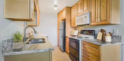 8067 Camino Kiosco, University City/UTC