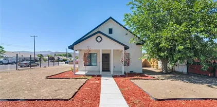 1295 E Whittier Ave, Hemet